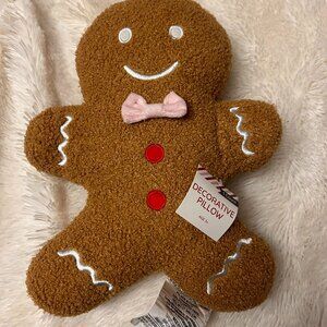 Gingerbread Man DecoratiChristmas Pillow Target Bullseye Playground Hard to find